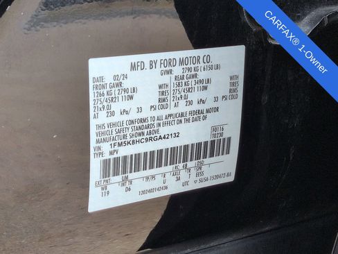 Used 2024 Ford Explorer Platinum w/ Technology Package image 42