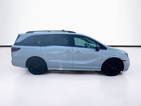 Certified 2023 Honda Odyssey Sport image 10