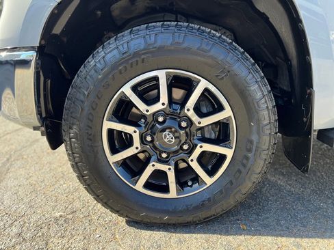 Certified 2018 Toyota Tundra Limited w/ Limited Premium Package AWD/4WD image 9