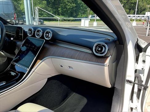 Certified 2022 Mercedes-Benz C 300 4MATIC Sedan image 28