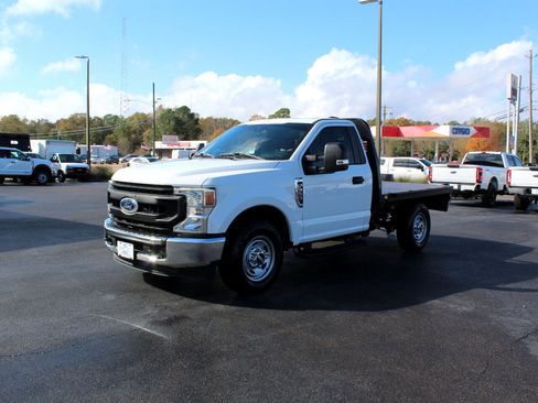 Used 2020 Ford F350 XL w/ Power Equipment Group image 9