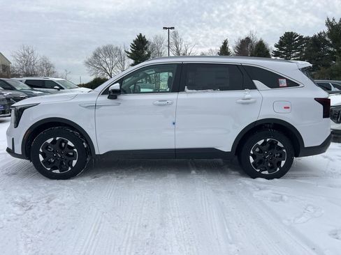 New 2026 Kia Sorento S w/ S Panoramic Sunroof Package AWD/4WD image 2