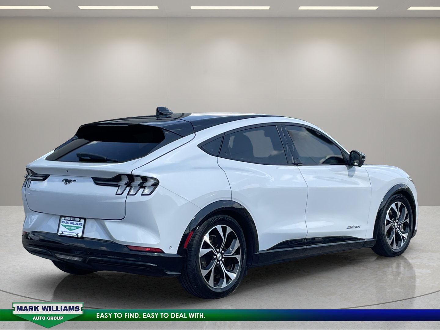 Used 2022 Ford Mustang Mach-E Premium AWD/4WD image 5