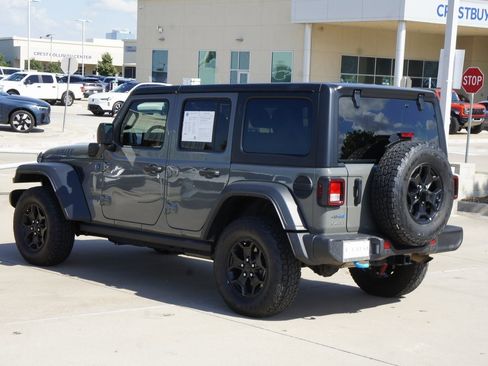 Used 2023 Jeep Wrangler Unlimited image 5