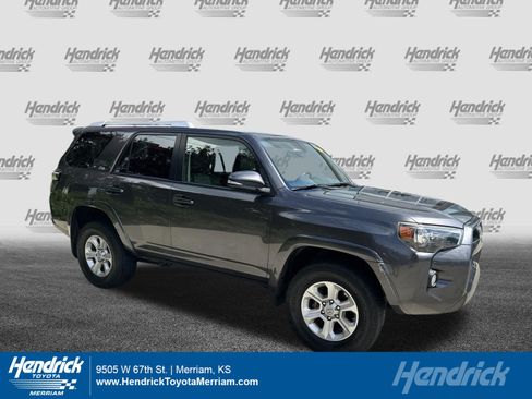 Used 2014 Toyota 4Runner SR5 Premium w/ Convenience Package AWD/4WD image 1