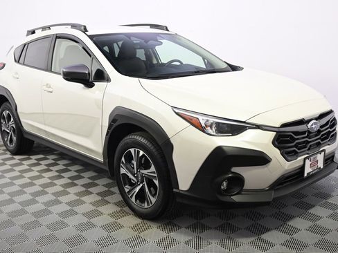 Used 2024 Subaru Crosstrek 2.0i Premium image 8
