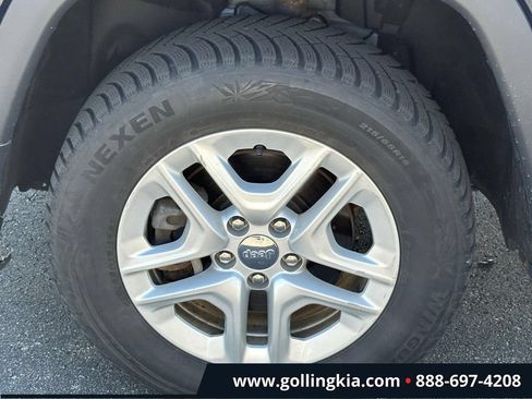 Used 2018 Jeep Compass Sport AWD/4WD image 7