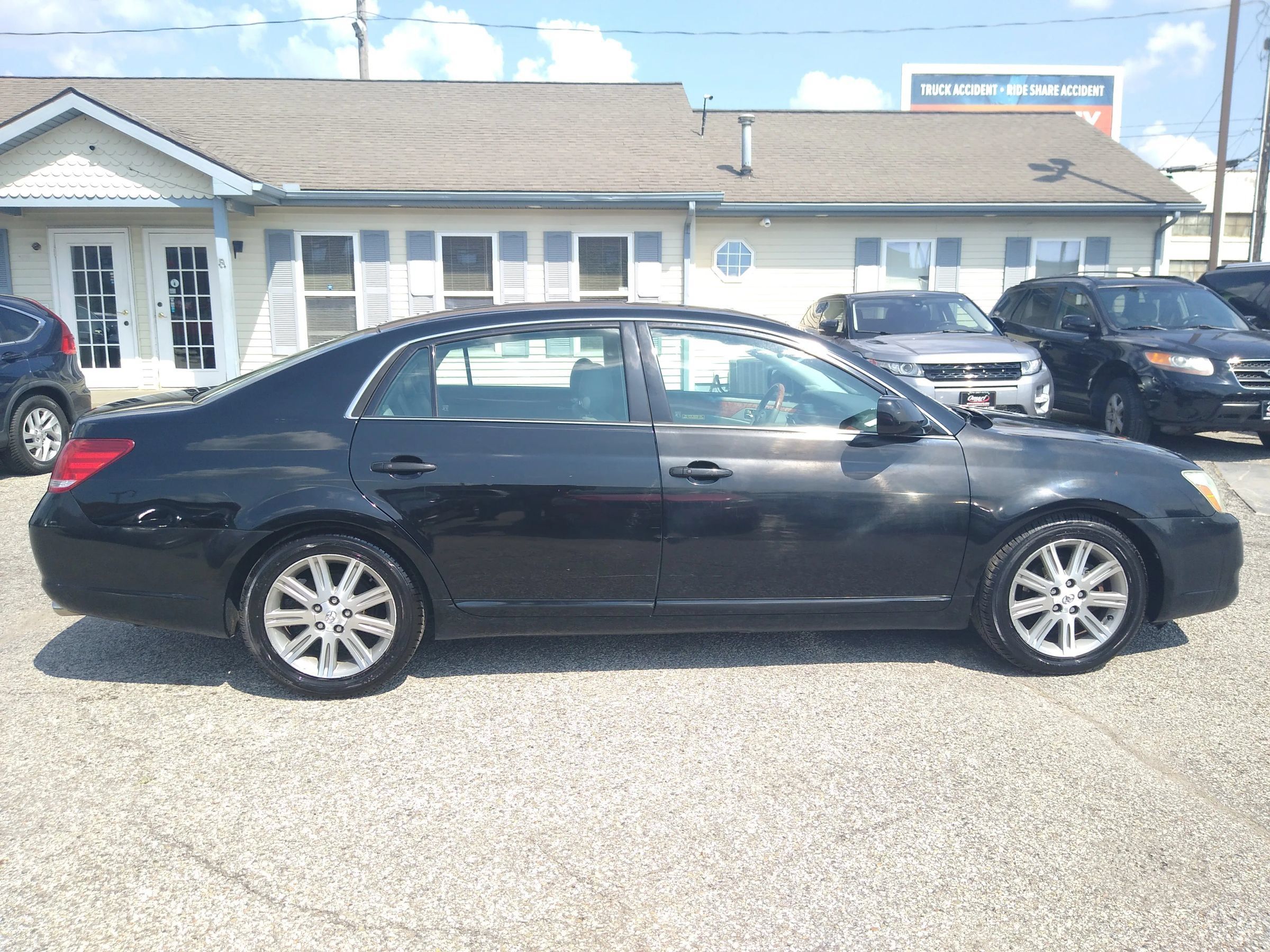 Used 2006 Toyota Avalon Limited FWD image 5