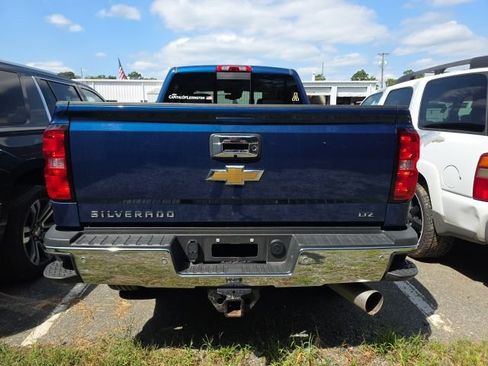 Used 2018 Chevrolet Silverado 2500 LTZ w/ Duramax Plus Package AWD/4WD image 8