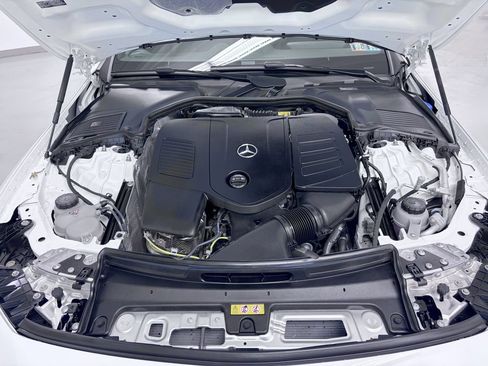 Certified 2026 Mercedes-Benz CLE 300 4MATIC Coupe image 11