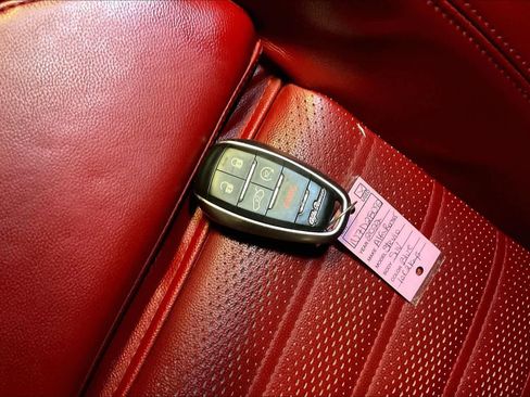 Used 2022 Alfa Romeo Stelvio Sprint image 13