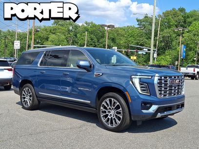 Used 2025 GMC Yukon XL Denali w/ Sun & Power Step Package