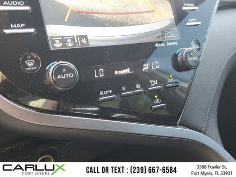 Used 2019 Toyota Camry XLE image 28