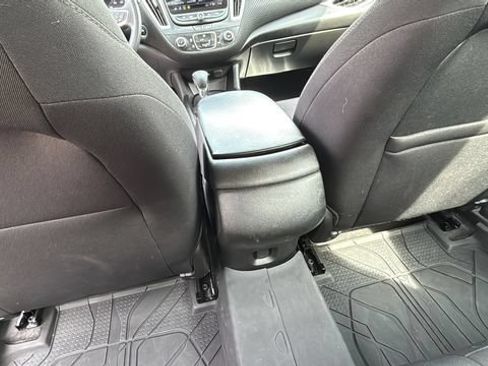 Used 2024 Chevrolet Malibu LS w/ Driver Confidence Package FWD image 20