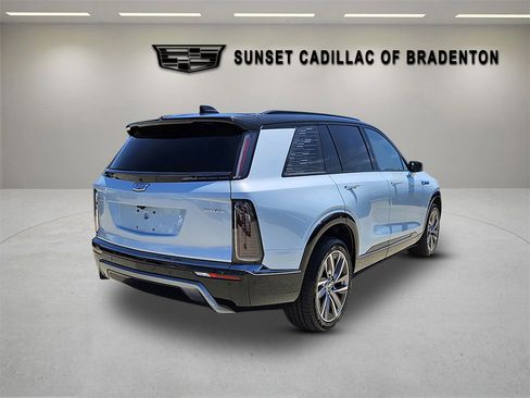 New 2026 Cadillac Vistiq Sport image 7