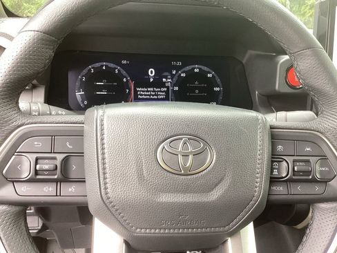 Certified 2025 Toyota Tacoma TRD Sport AWD/4WD image 17