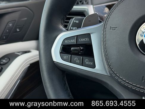Used 2024 BMW X5 xDrive40i w/ M Sport Package AWD/4WD image 23