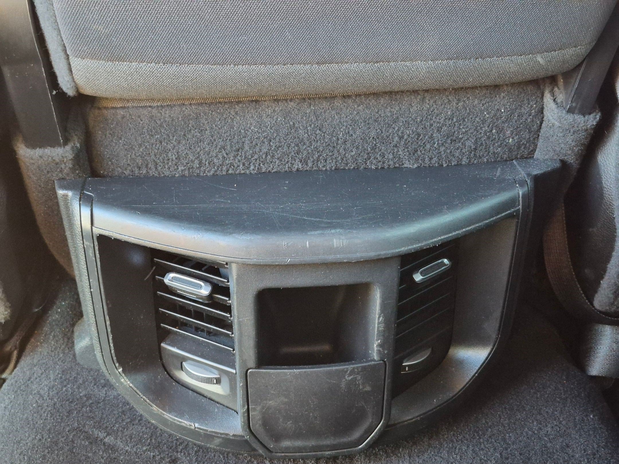 Used 2024 RAM 3500 Tradesman w/ Chrome Appearance Group AWD/4WD image 26
