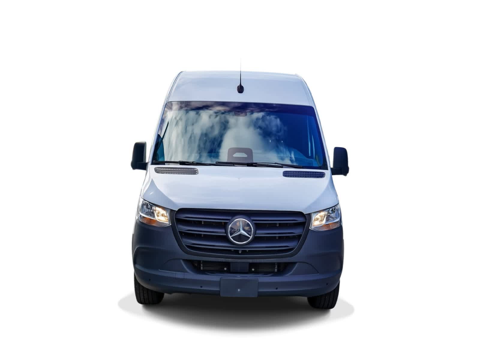 New 2025 Mercedes-Benz eSprinter 170 Cargo image 2