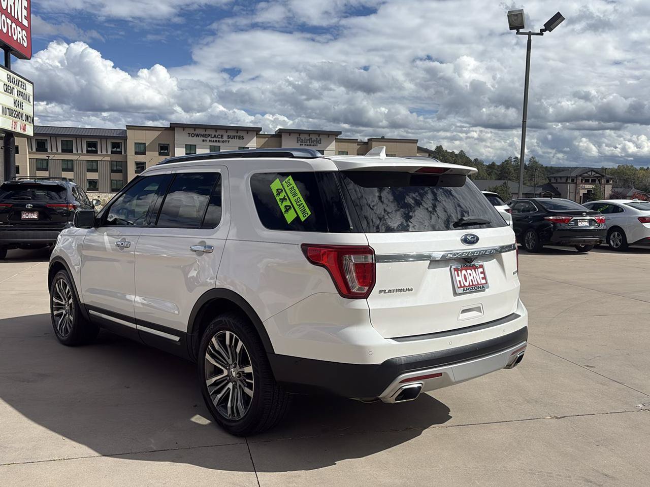 Used 2017 Ford Explorer Platinum AWD/4WD image 5