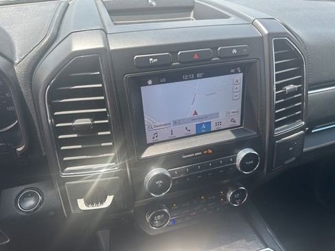 Used 2019 Ford Expedition Limited RWD image 18