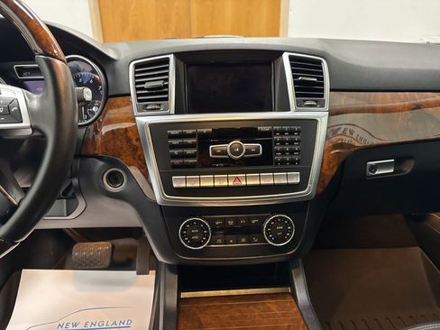 Used 2015 Mercedes-Benz ML 350 4MATIC image 8