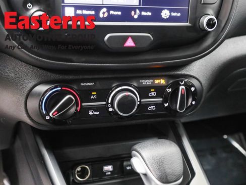 Used 2025 Kia Soul LX w/ LX Technology Package image 20