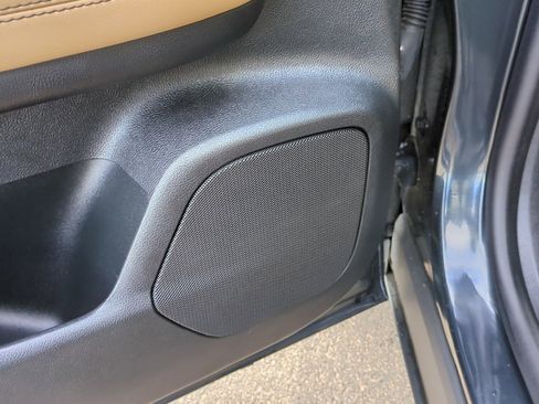 Used 2021 Lincoln Corsair Reserve w/ Equipment Group 201A image 13