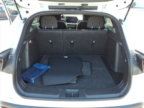 Used 2024 Chevrolet Trax RS w/ Driver Confidence Package image 13