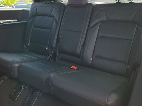 New 2026 Lincoln Navigator Reserve w/ Jet Appearance Package AWD/4WD image 8