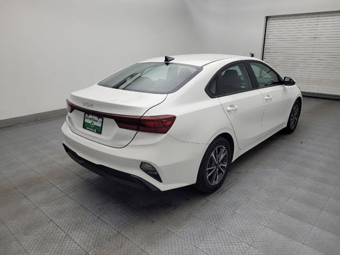 Used 2022 Kia Forte LXS w/ LXS Technology Package FWD image 9