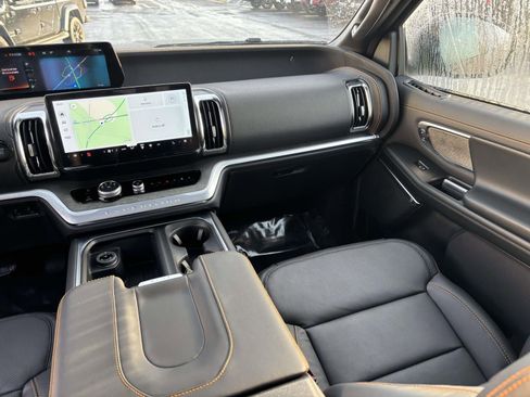 New 2026 Ford Expedition Tremor image 31