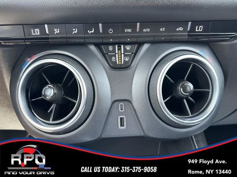 Used 2023 Chevrolet Blazer LT AWD/4WD image 19