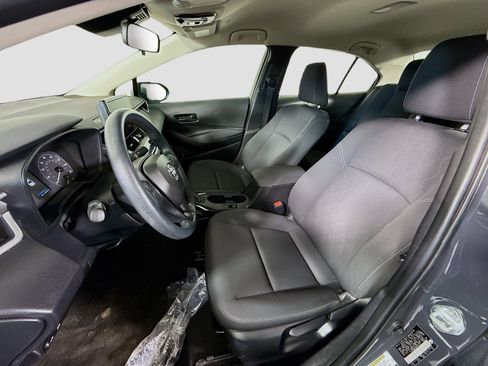 Used 2024 Toyota Corolla LE FWD image 21