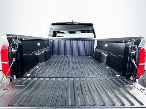 New 2026 Toyota Tacoma SR5 image 25