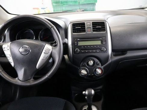 Used 2014 Nissan Versa Note SV image 11
