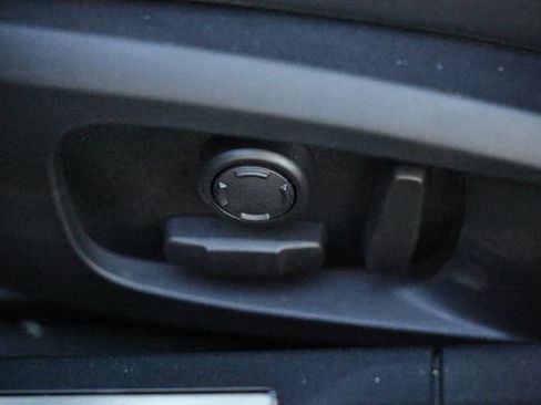 New 2024 Jaguar XF R-Dynamic SE image 31