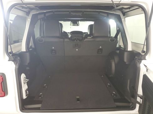 New 2025 Jeep Wrangler Sahara image 31