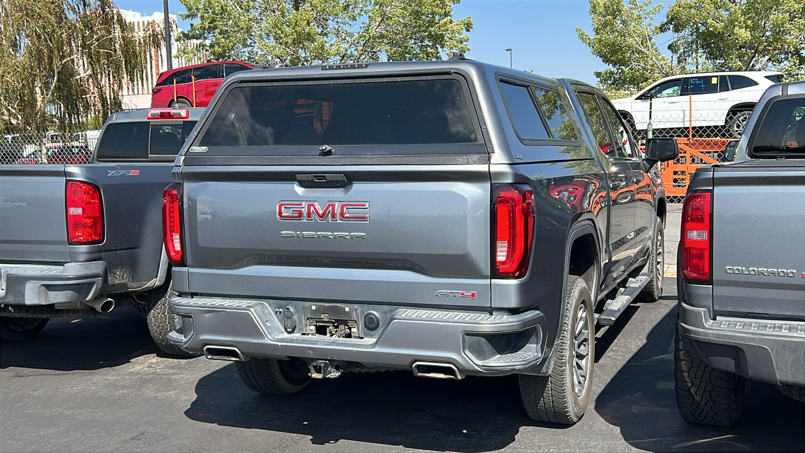 Used 2019 GMC Sierra 1500 AT4 w/ Off Road Performance Package AWD/4WD image 2