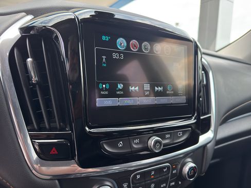 Used 2019 Chevrolet Traverse RS FWD image 15