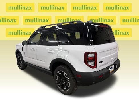 New 2025 Ford Bronco Sport Outer Banks w/ Outer Banks Tech Package+ AWD/4WD image 11