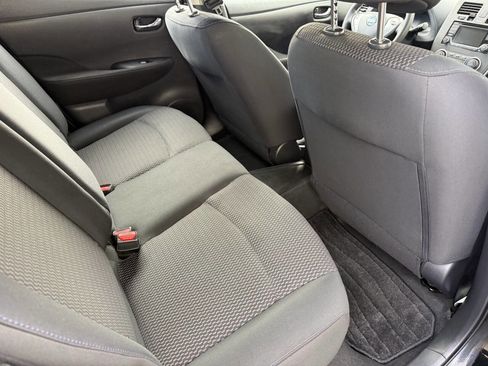 Used 2016 Nissan Leaf S w/ Charger Package image 18