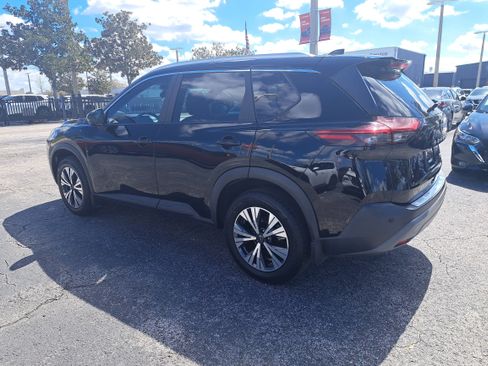 Certified 2023 Nissan Rogue SV w/ SV Premium Package image 8