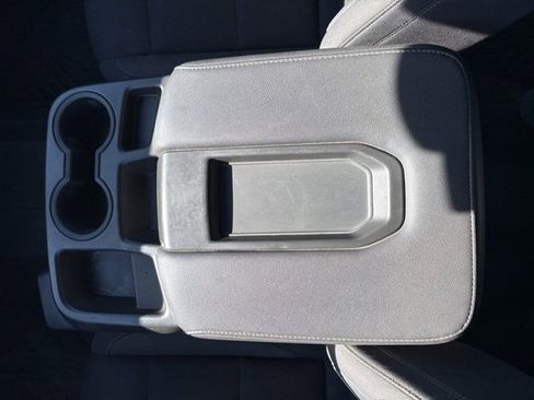 Used 2022 Chevrolet Silverado 1500 LT w/ Z71 Off-Road Package image 15