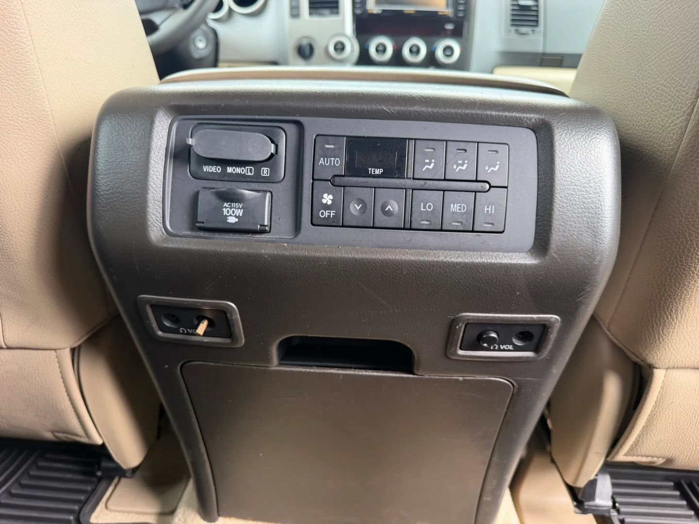 Used 2008 Toyota Sequoia SR5 AWD/4WD image 24