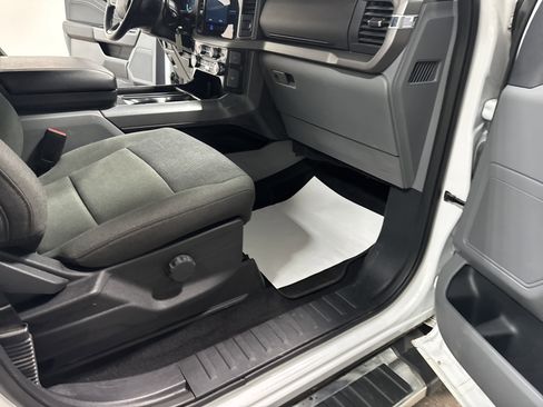 Used 2024 Ford F150 XLT w/ Mobile Office Package image 34
