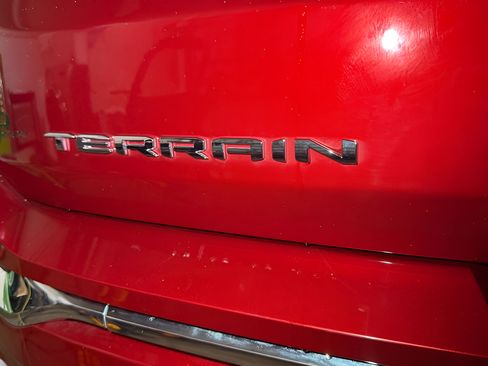 Used 2023 GMC Terrain Denali AWD/4WD image 38