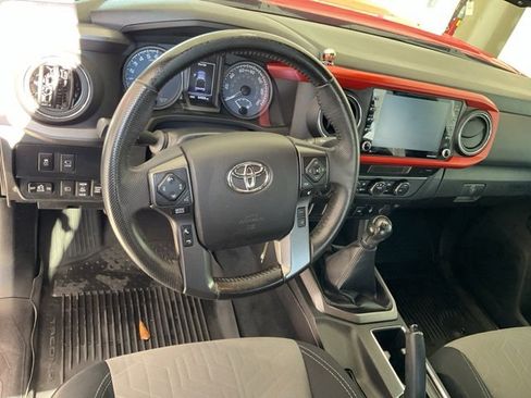 Used 2021 Toyota Tacoma TRD Sport w/ Advanced Technology Package image 7