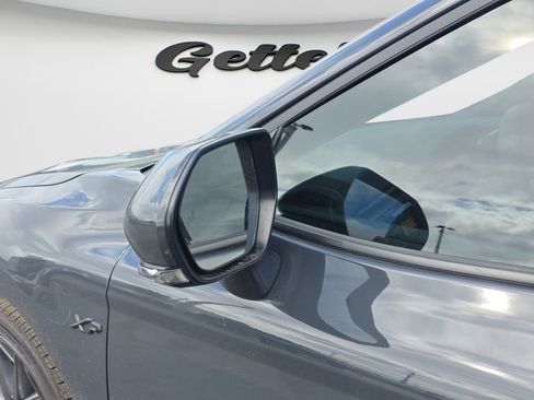 Used 2025 Toyota Camry SE image 27