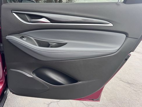 Used 2021 Buick Enclave Essence w/ Sound and Sites Package image 22